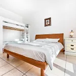 Flowers House - Host Solution Apartment Lido di Jesolo