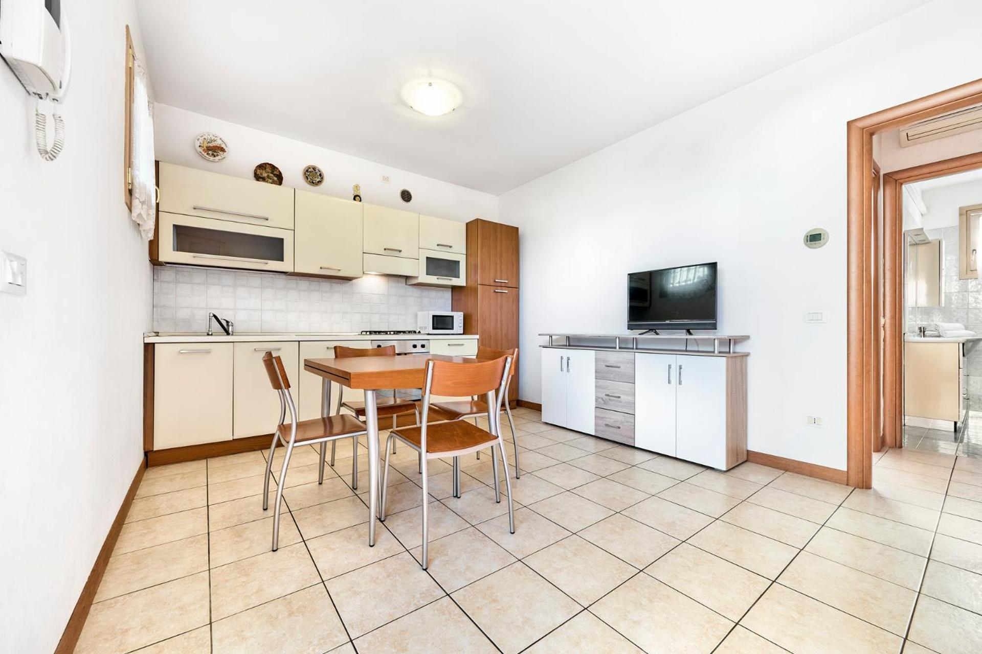 Apartment Flowers House - Host Solution Lido di Jesolo