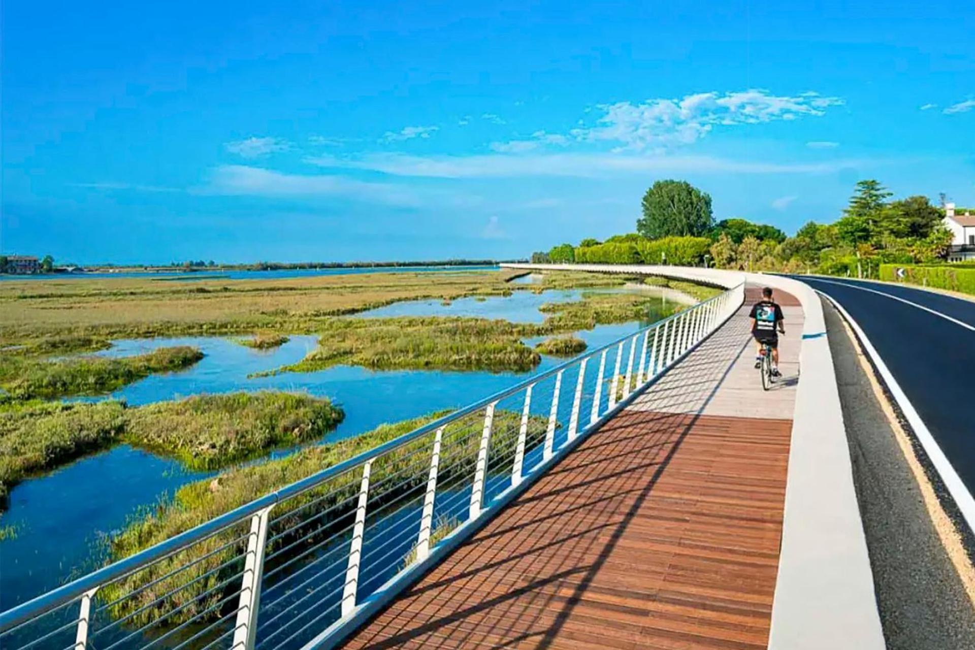 Apartment Flowers House - Host Solution *